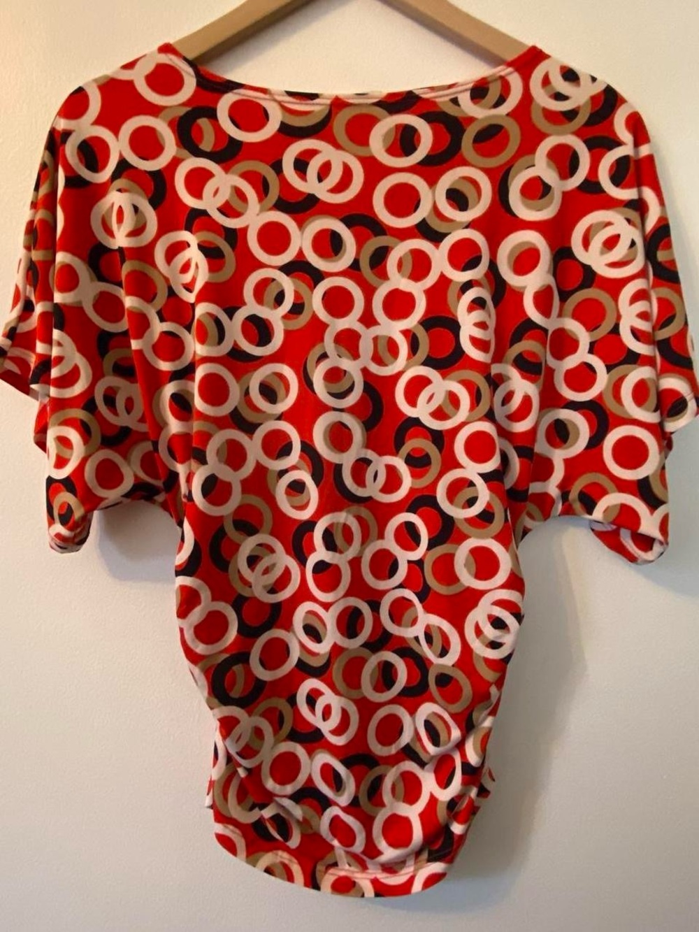 Women’s Red Geometric Circle Print Blouse